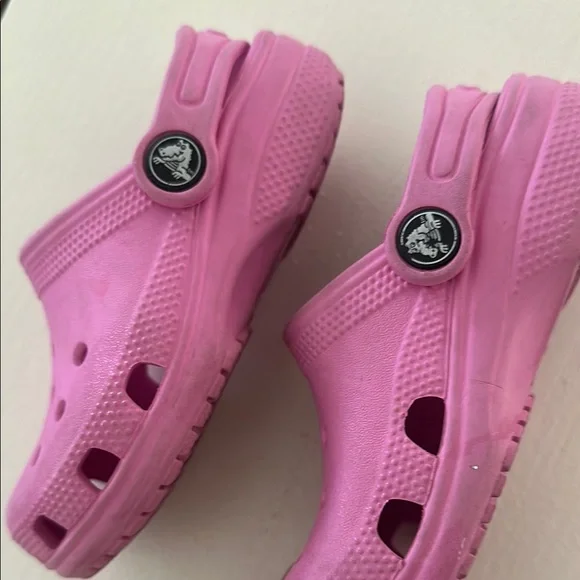 CROCS Pink Slippers with Perforated Design and Rotating Heel Strap - Picture 6 of 6